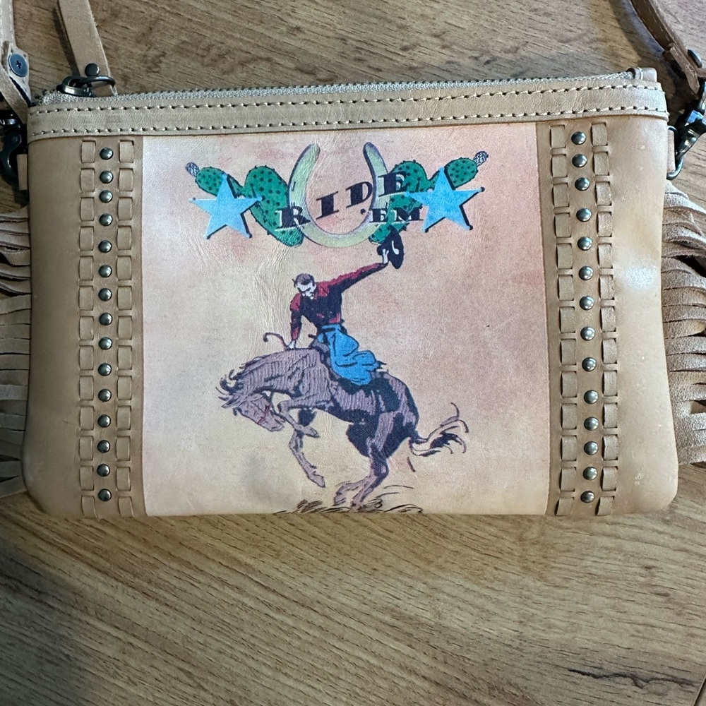 Montana West Rodeo Tan Leather Fringe Shoulder Bag - Picture 2 of 10